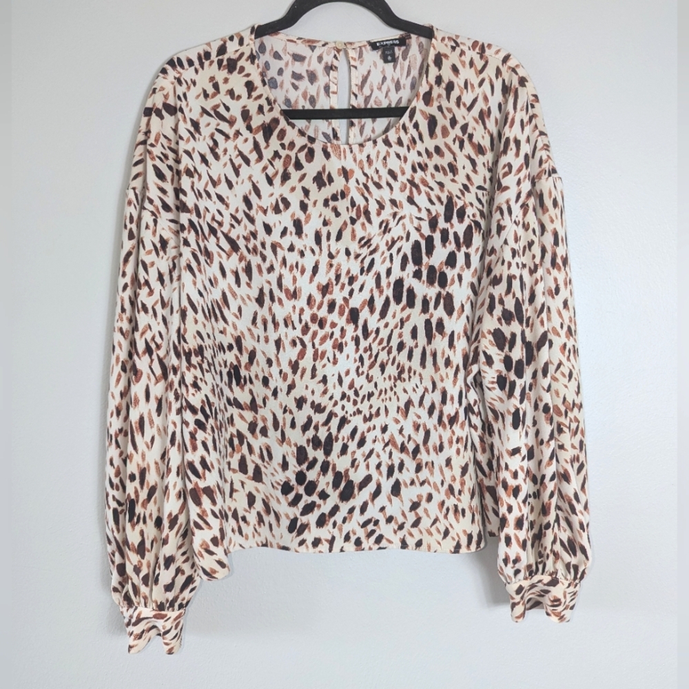 XL Express Animal Print Balloon Sleeve Blouse